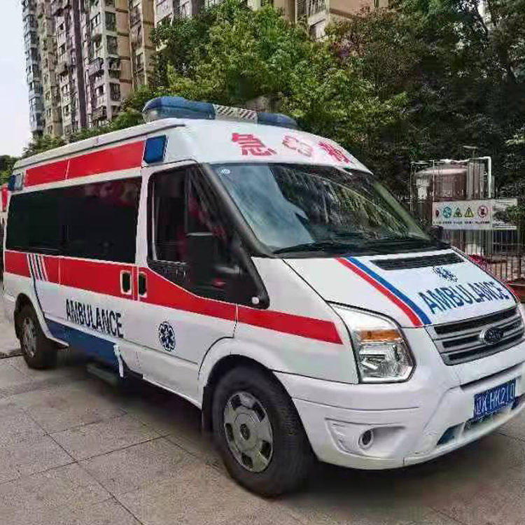 青河长途救护车护送病人返乡